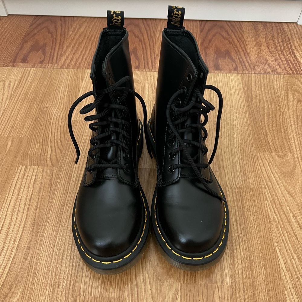 DR MARTENS 1460 BOOTS